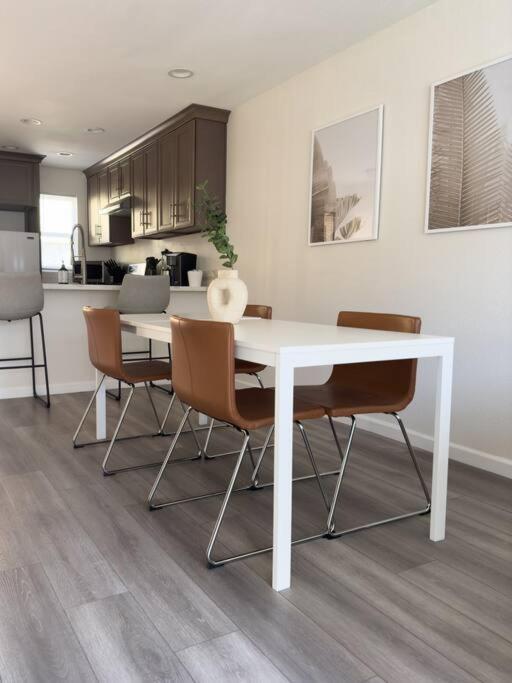 Modern Retreat 1 Mi. From Disney Άναχαϊμ Εξωτερικό φωτογραφία
